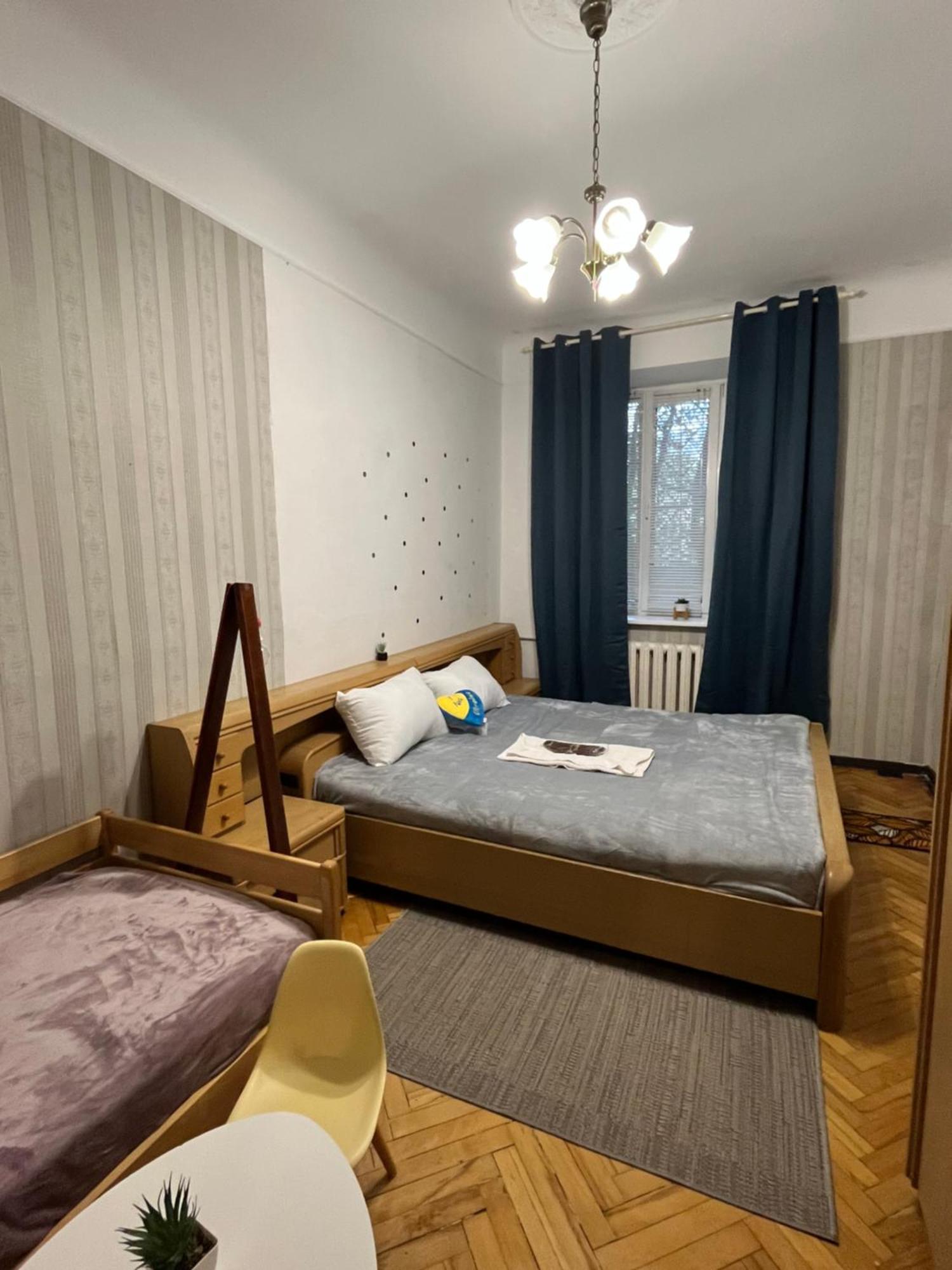 ArArAt-DESYATINNAYA Hostel KIEV Exterior foto